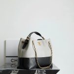 Chanel 25 Shopping Bag - Image 2