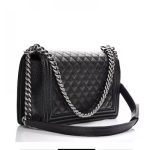 Caviar Quilted New Medium Boy Flap Black-gold buckle - Image 3