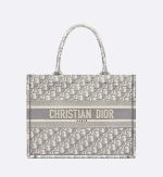 MEDIUM  BOOK TOTE - Image 4