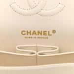 Caviar quilted Medium Double clamshell off-white - Image 5