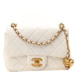 Lambskin Quilted CC Pearl Crush Mini Flap White