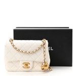 Lambskin Quilted CC Pearl Crush Mini Flap White - Image 4
