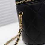 Chanel limited edition small bucket bag - black - Image 8